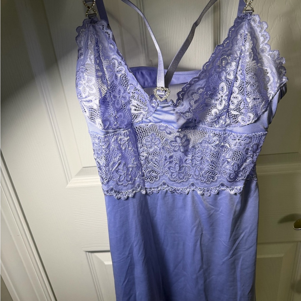 Elegant Lace Trim Purple Nightgown
